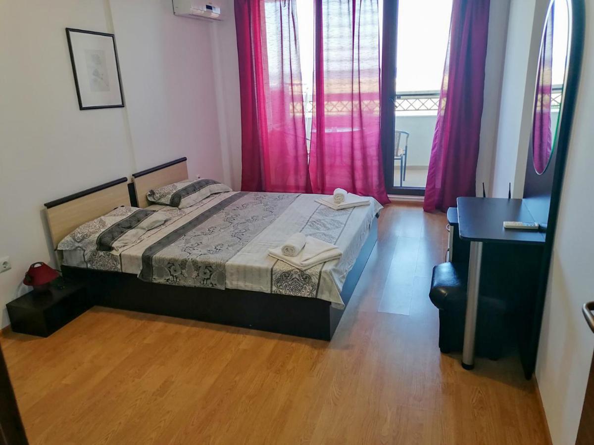 Golden Dunes Primorsko Apartments Екстер'єр фото