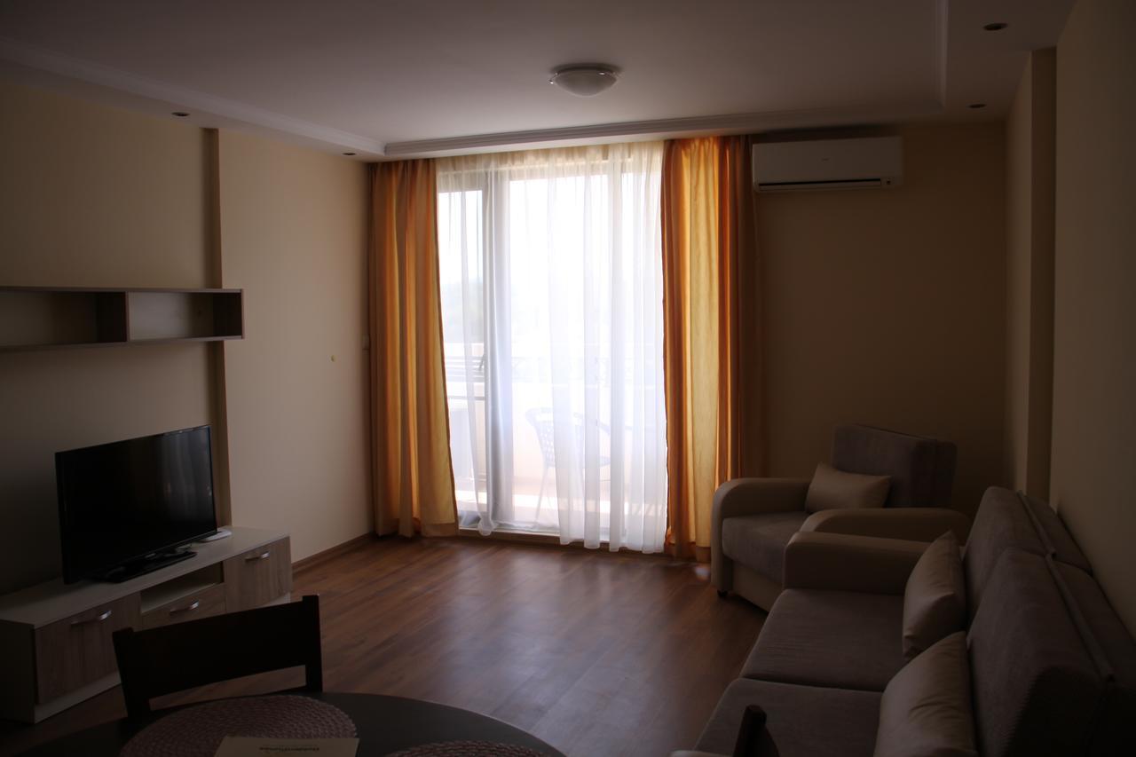 Golden Dunes Primorsko Apartments Екстер'єр фото